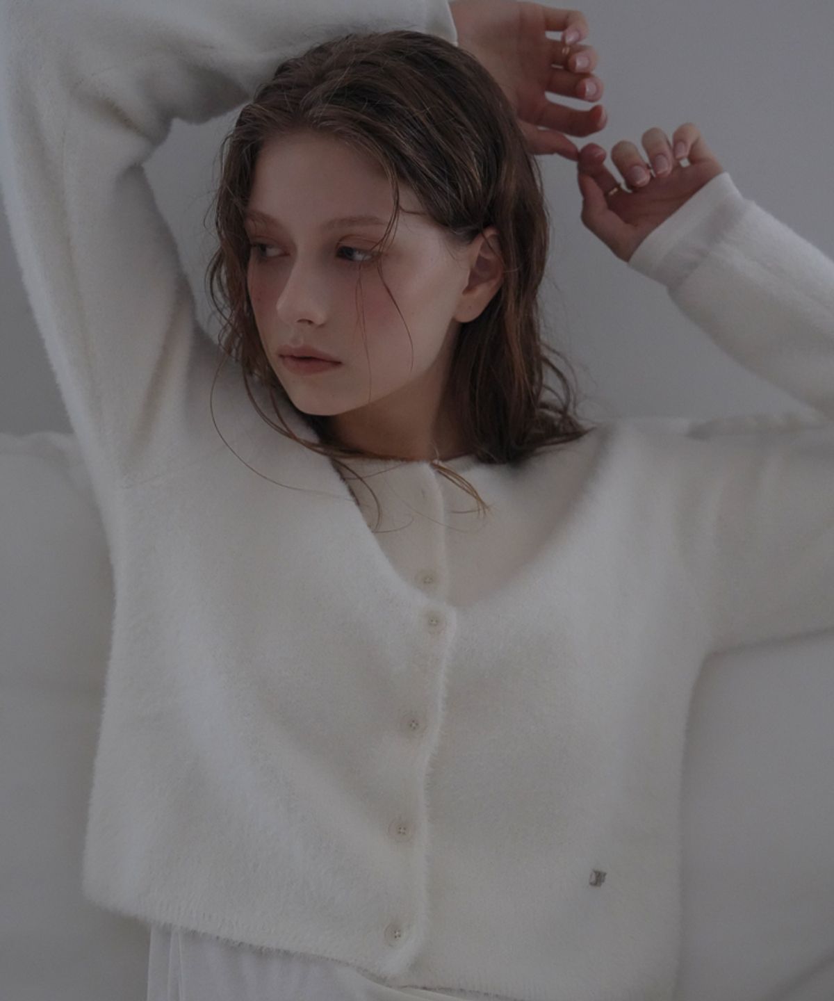 드헤베(DEHEVE) Soft Fur Cardigan [White]