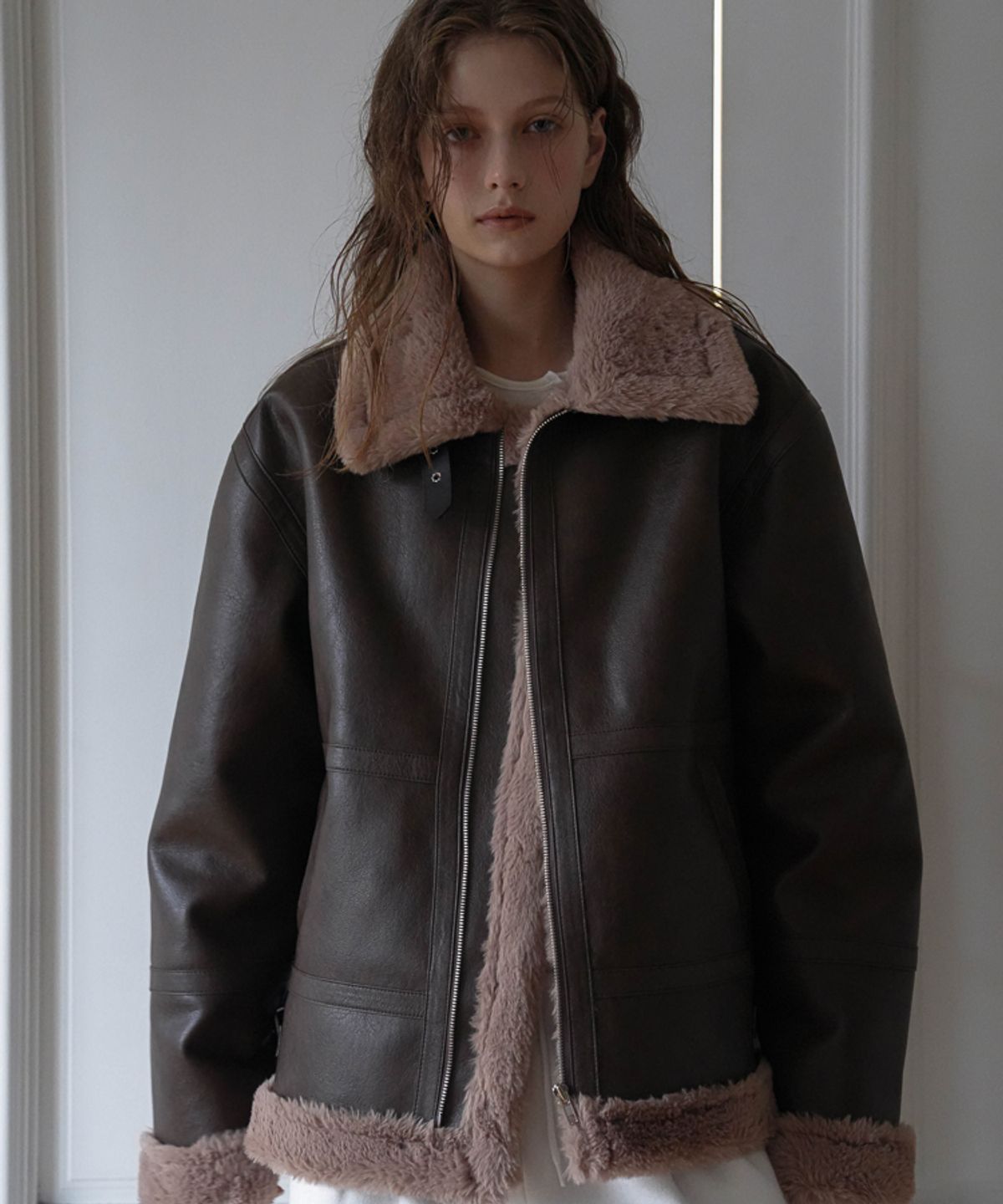 드헤베(DEHEVE) Leather High-Neck Mustang [Brown]