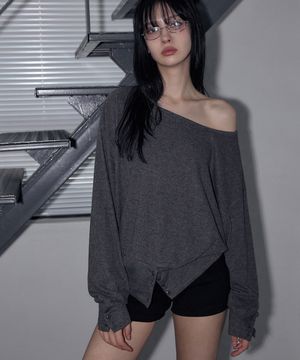 Off-Shoulder Button Tee Charcoal