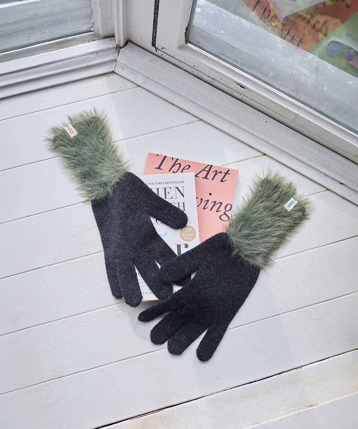 쿠론(COURONNE) Mood Block Knit Glove_RIAEX25654BKX