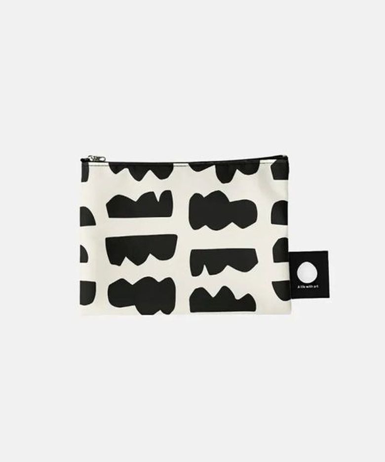 로리 브로차드 작가, Paper cuts(Black) 파우치