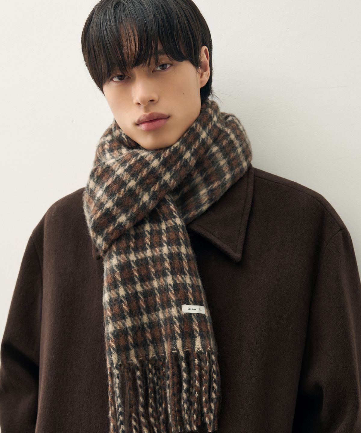 드로우핏(DRAW FIT) 레빈 헤어리 체크 머플러 [BROWN]
