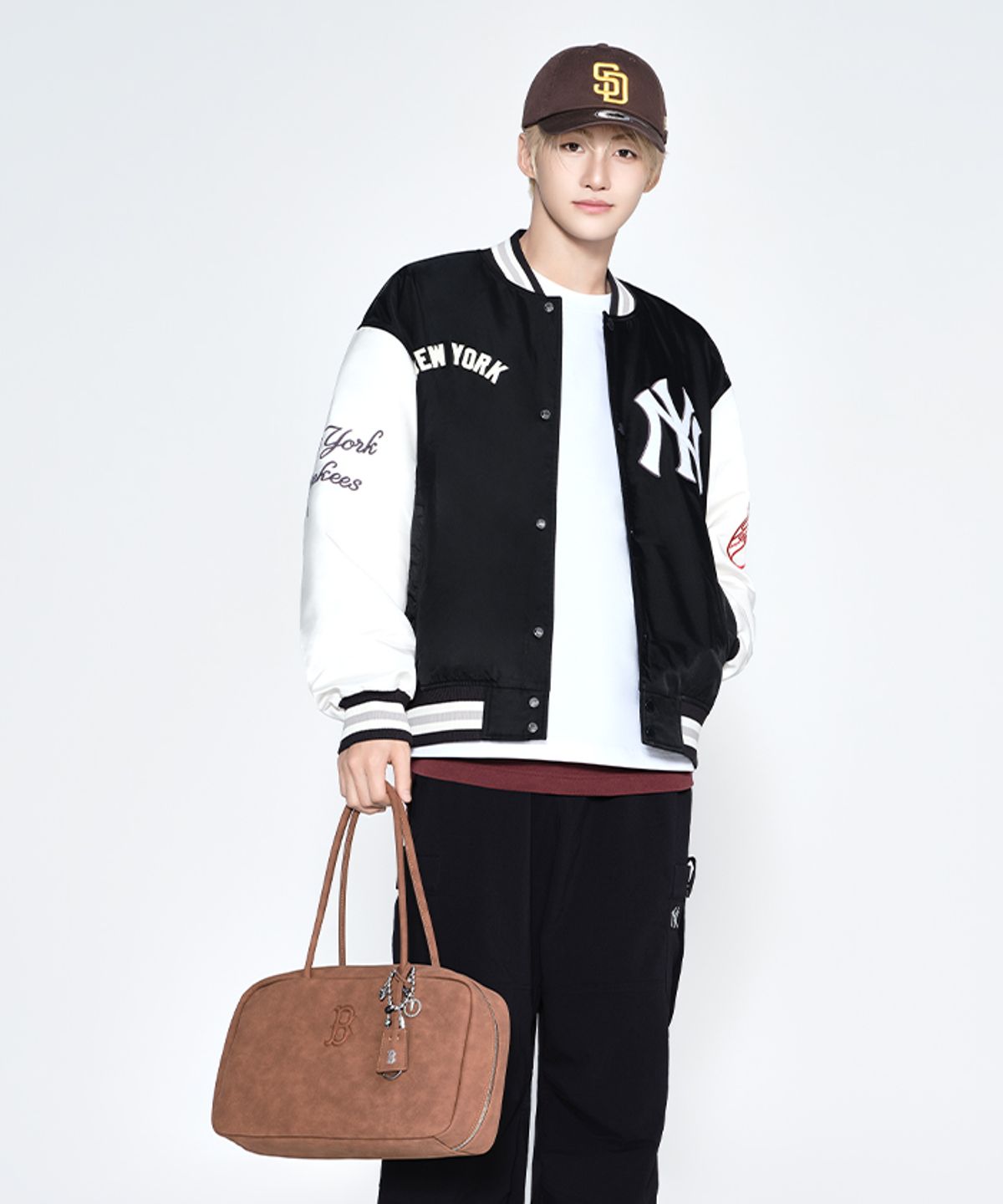 엠엘비(MLB) 베이직 팔레트 스퀘어 토트백 BOS (Brown)