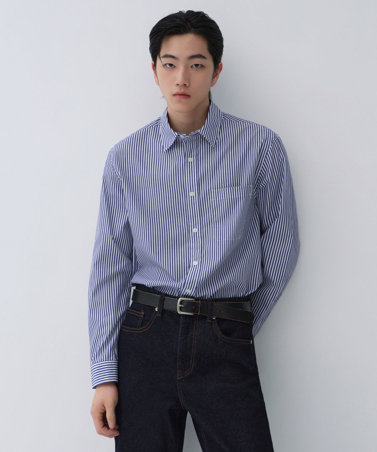 무신사 스탠다드(MUSINSA STANDARD) 런던 스트라이프 포플린 셔츠 [화이트/블루]