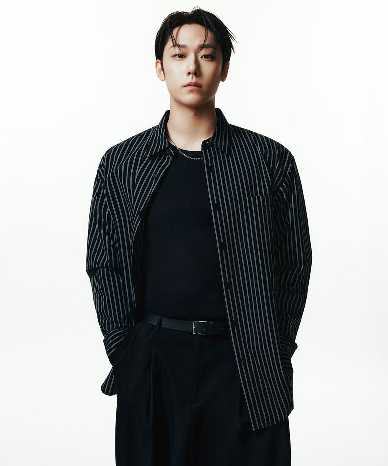 [이도현 PICK] 릴렉스드 더블 핀 스트라이프 포플린 셔츠 [블랙/화이트]