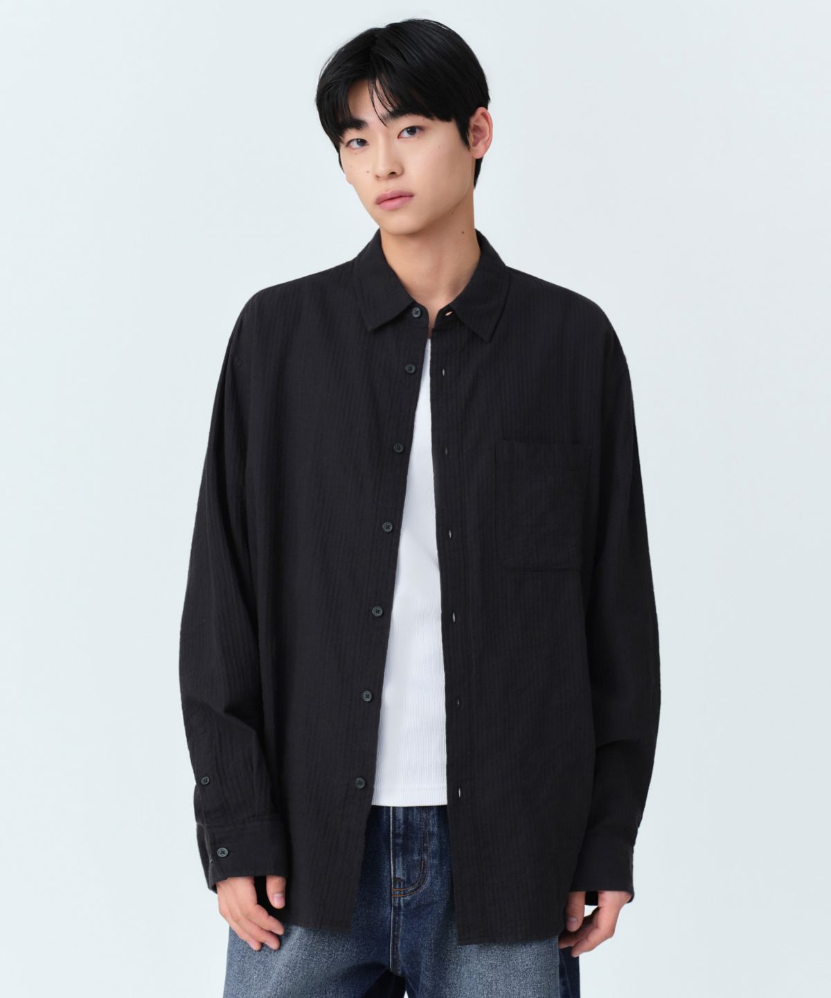 무신사 스탠다드(MUSINSA STANDARD) 릴렉스드 크링클 헤링본 셔츠 [블랙]