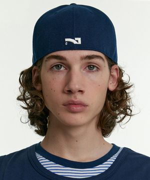 Memo Fitted Cap Navy