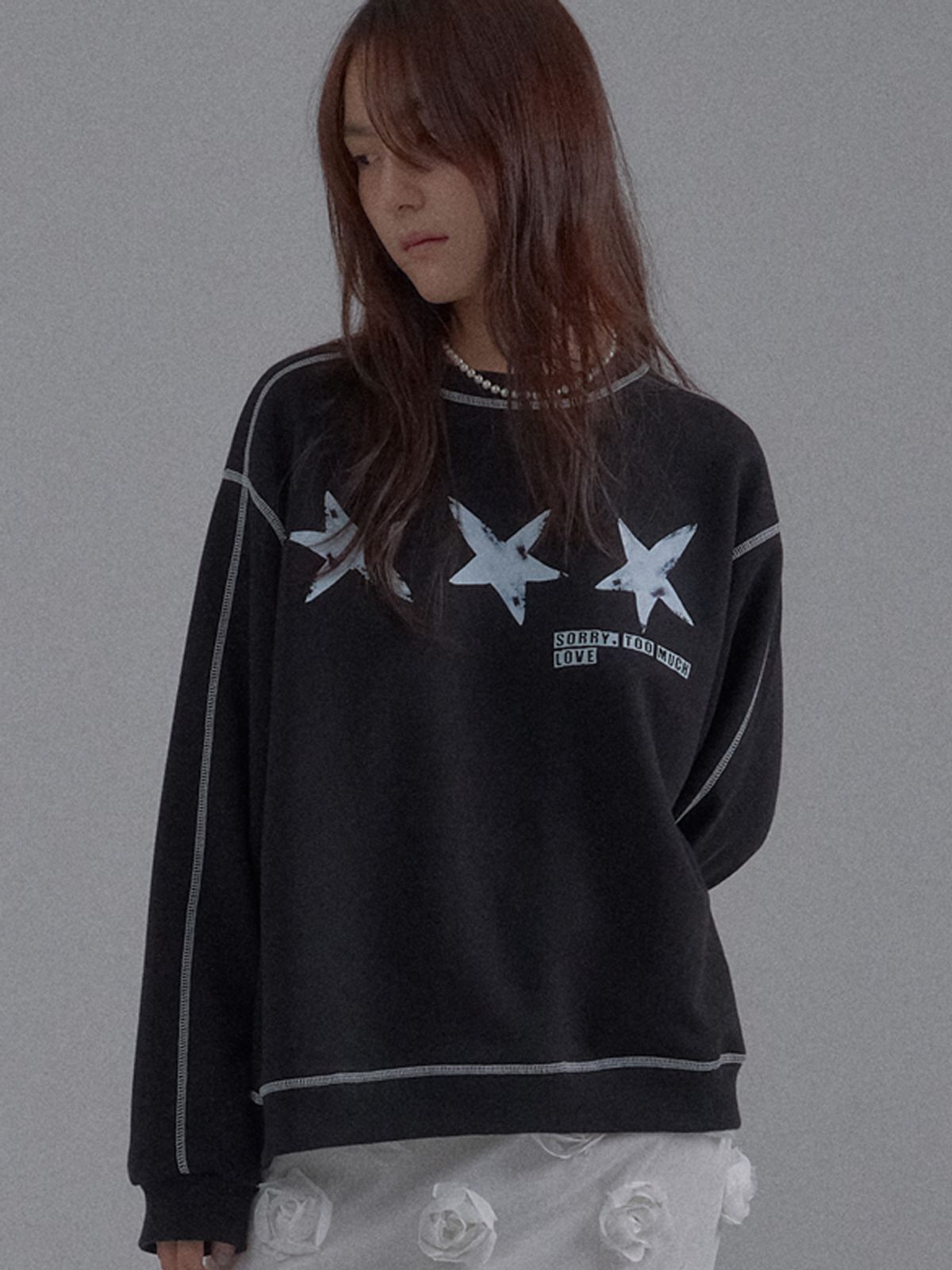 쏘리, 투 머치 러브(SORRY, TOO MUCH LOVE) Never Lost Star Sweatshirt_Black