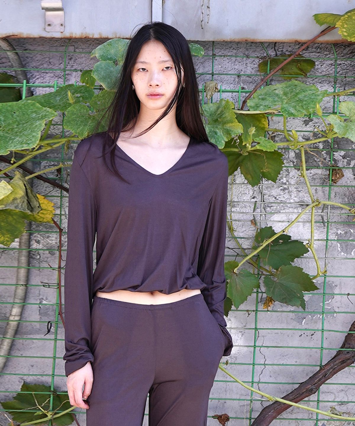 누아누(NUUANU) Rhea Long Sleeve_Dark Chocolate