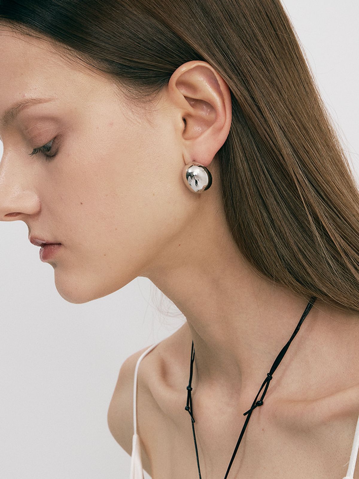 소수(SOSOO) Pebble Bold Earrings