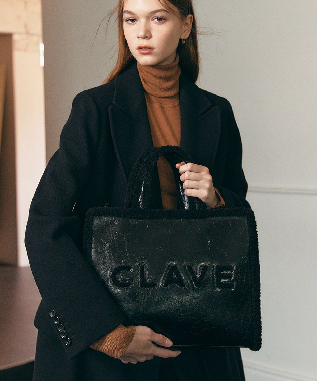 끌라베(CLAVE) 보니 블랙 토트백 (BONNIE Black Tote Bag)