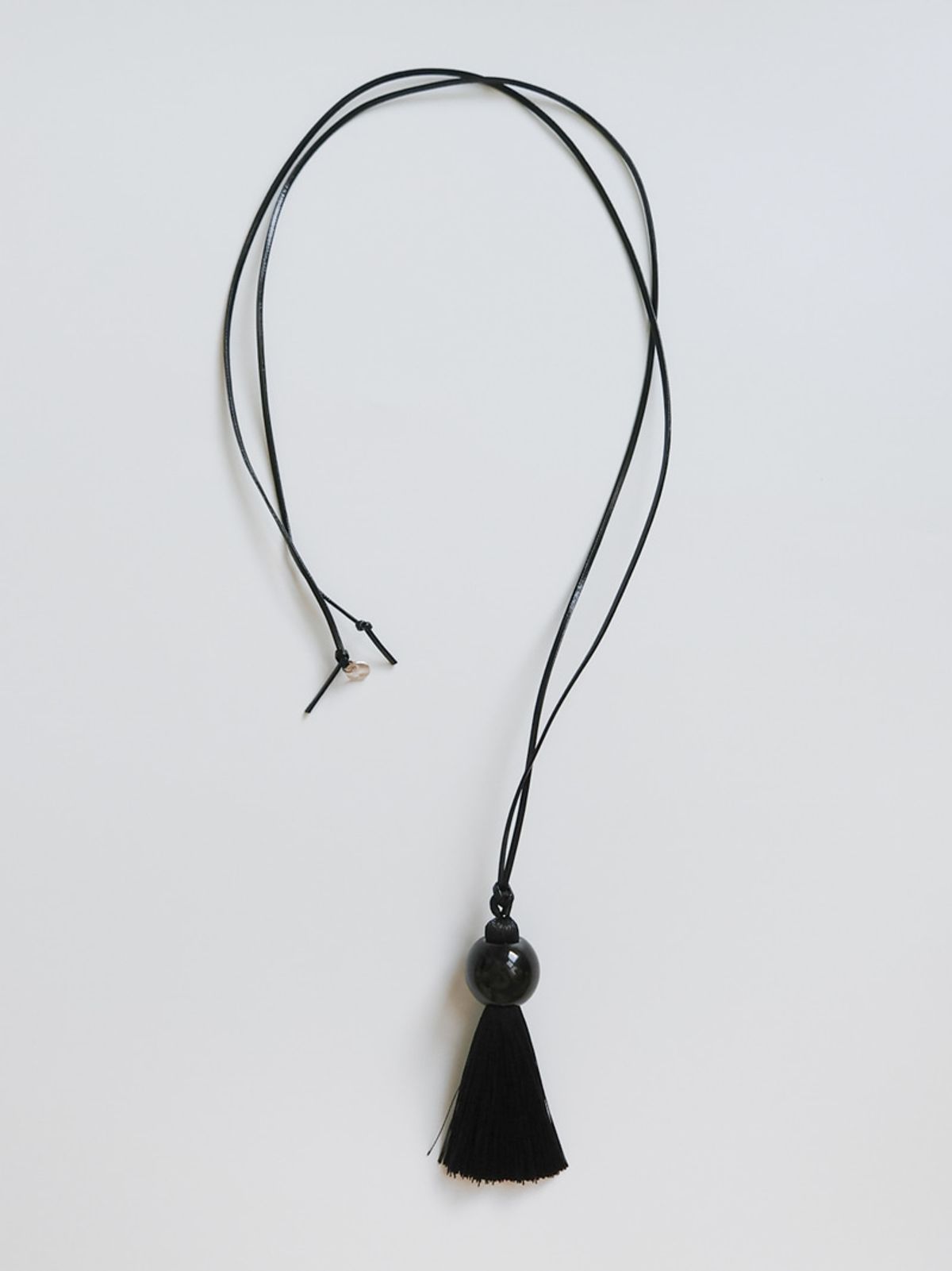 소수(SOSOO) Mordern Tassel Stone Necklace [ M size ] Black