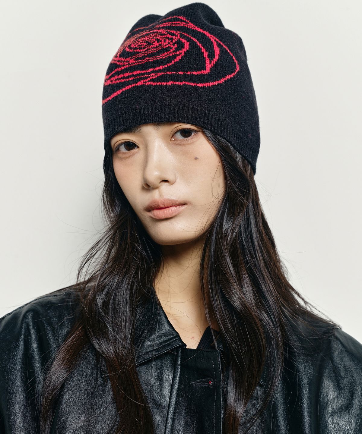 닉앤니콜(NICK&NICOLE) ROSE JAQUARD BEANIE_BLACK RED