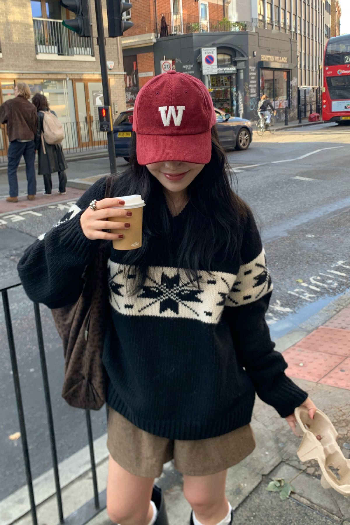 위드아웃썸머(WITHOUT SUMMER) 더블유 코듀로이 캡_버건디