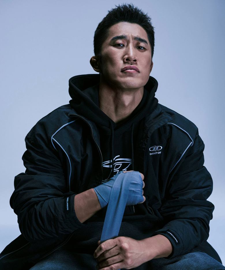STROKE B LOGO EXTRA FIT HOODIE [BLACK]