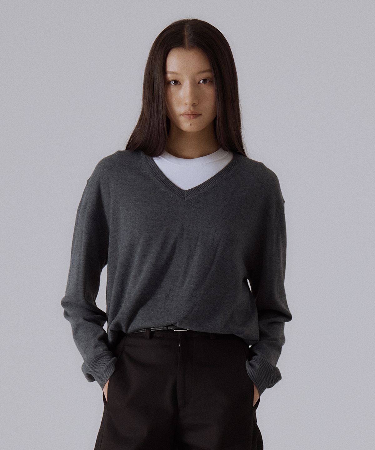 실른(SILN) Soma v-neck pullover knit (GREY)