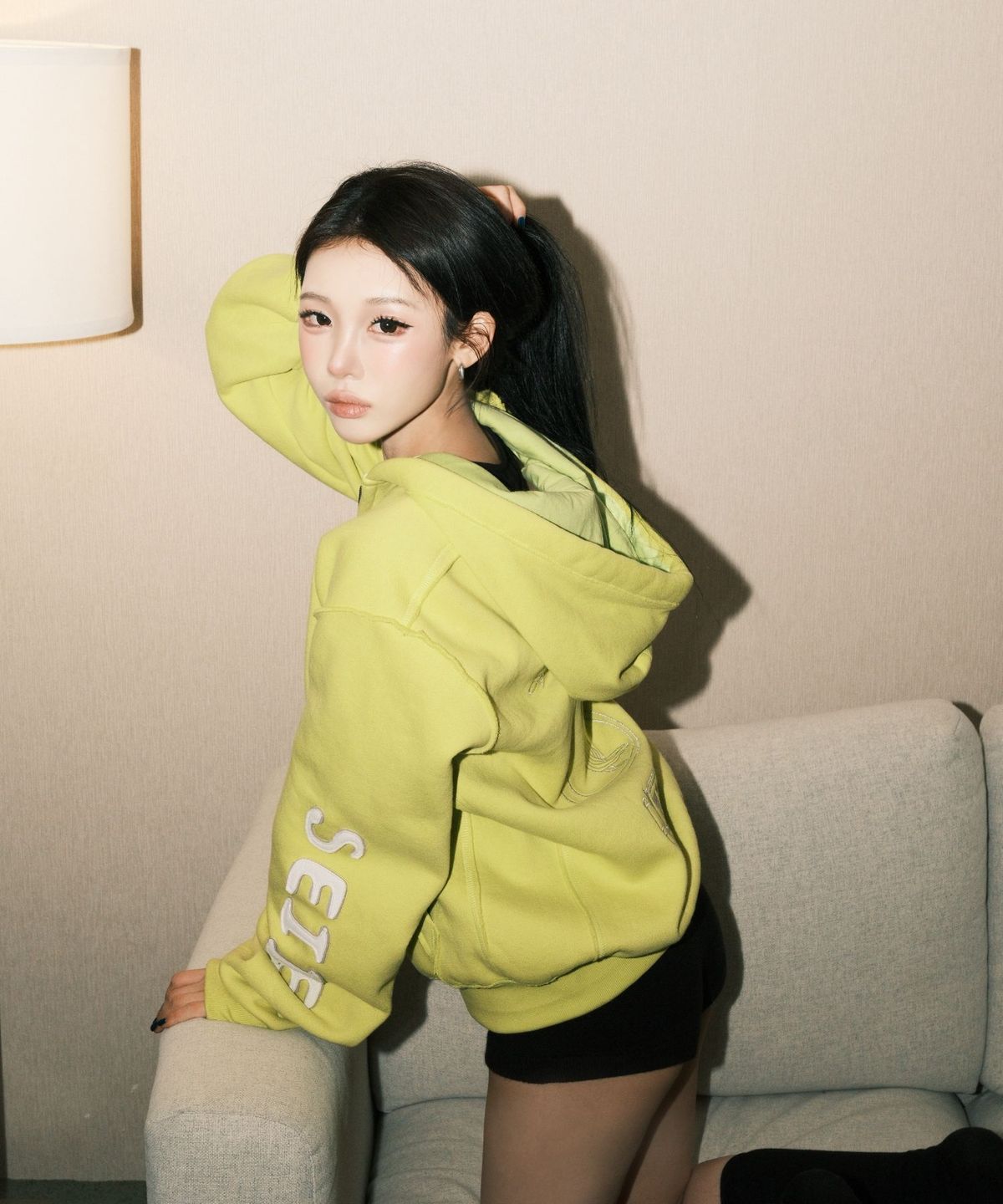 세이에(SEIIE) 위시 유 아플리케 후드집업 네온그린