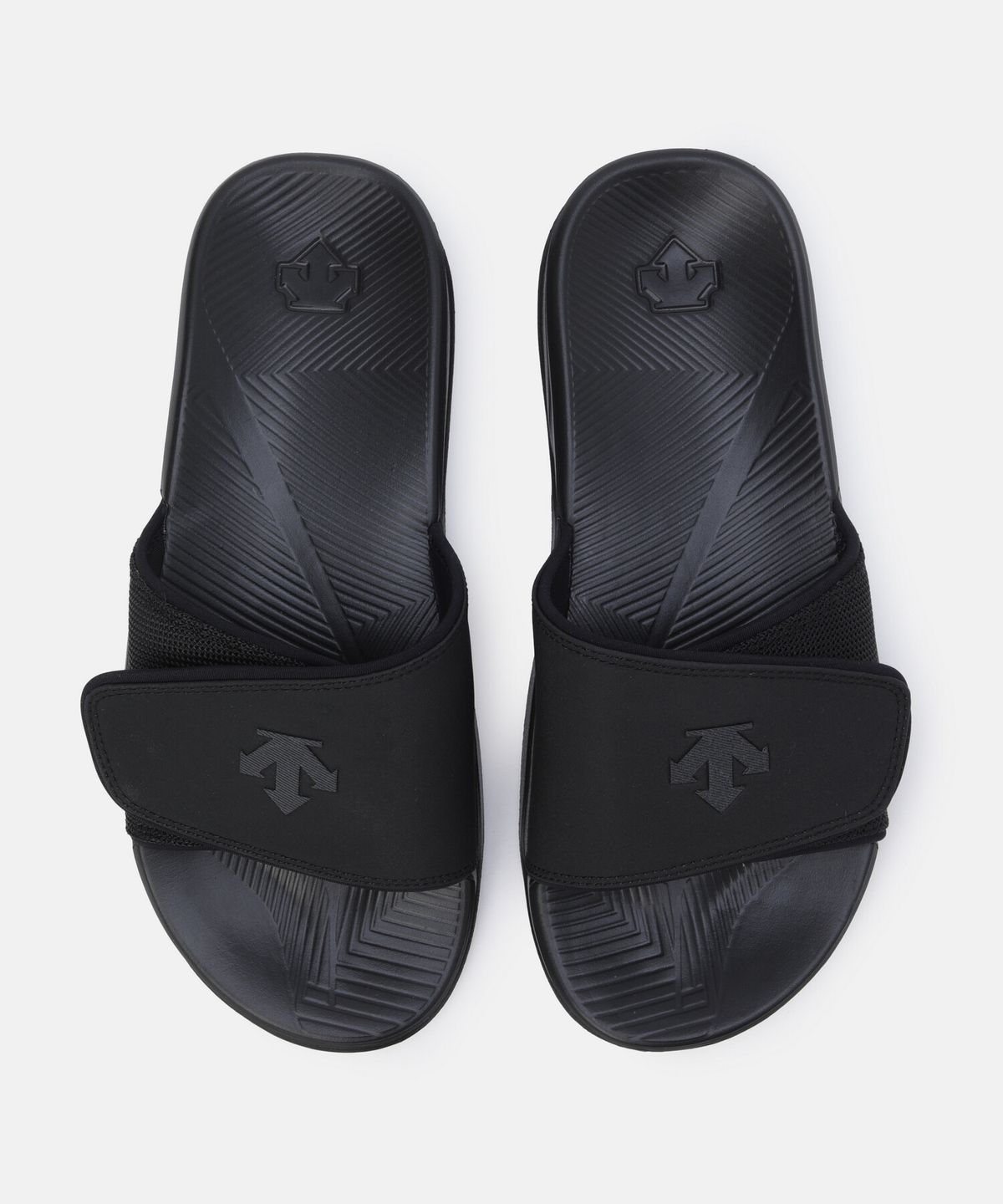 데상트(DESCENTE) 템퍼 슬라이드 블랙 SR323LSD72