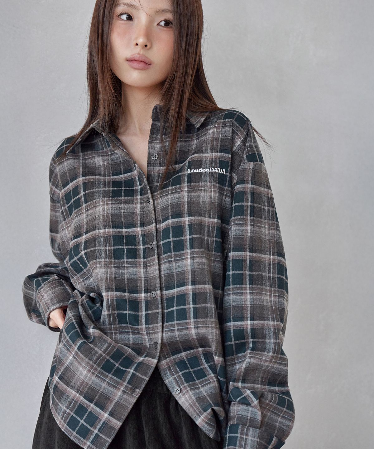 런던다다(LONDONDADA) LETTERING EMBROIDERED VINTAGE LOOSE-FIT CHECK SHIRT, GREEN
