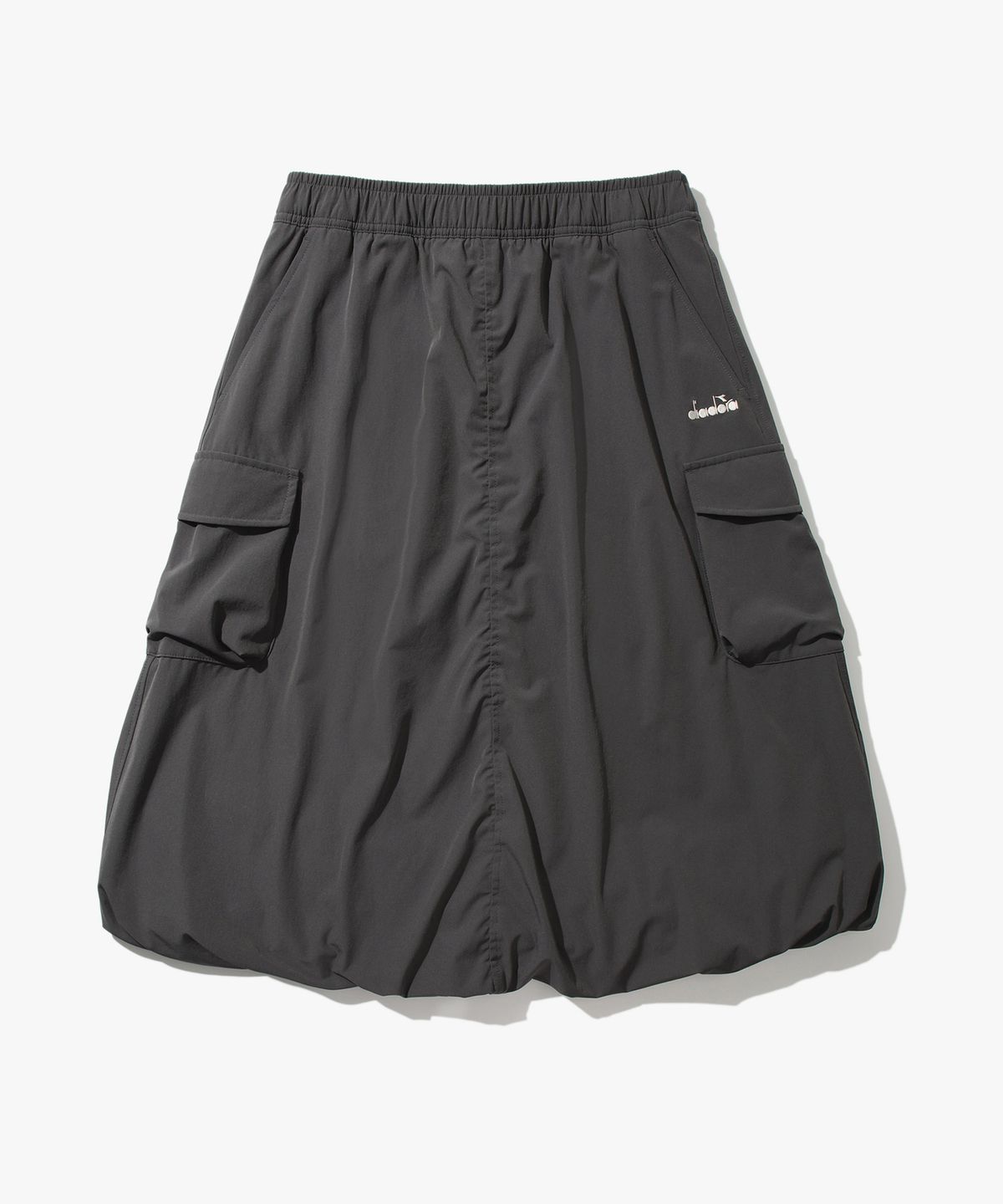 디아도라(diadora) 모르비 기모 카고 우븐 스커트 GREY
