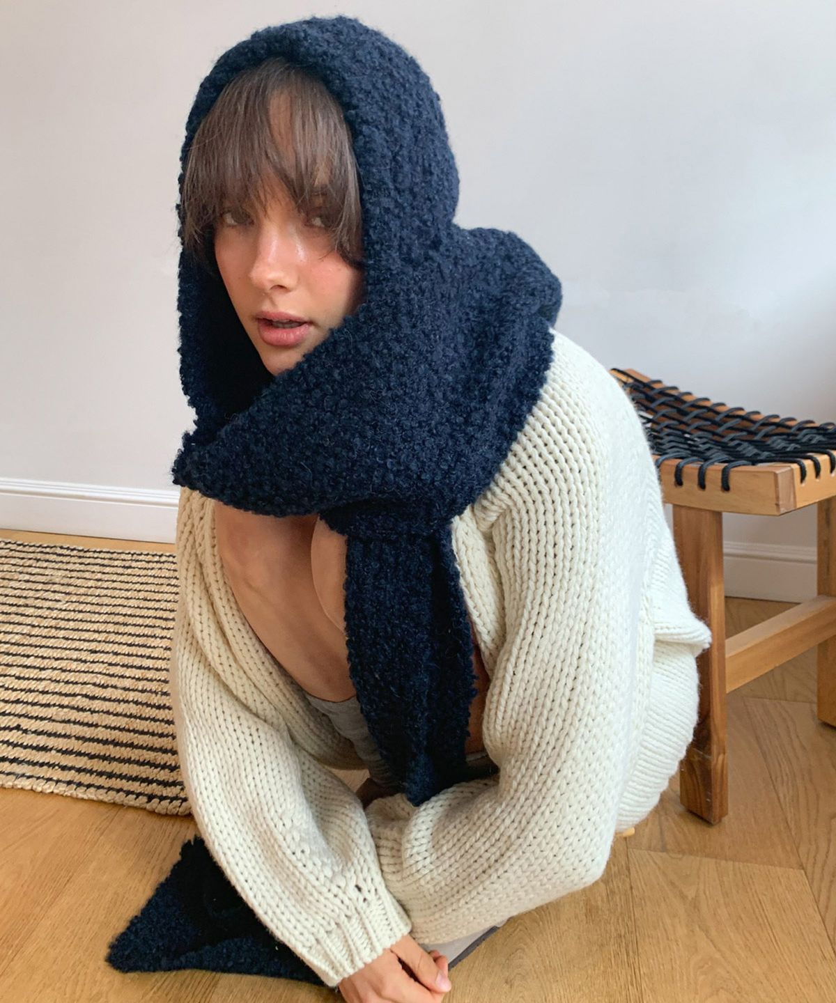리리수(LILISU) Fuff Hoodie Muffler / Dark Navy