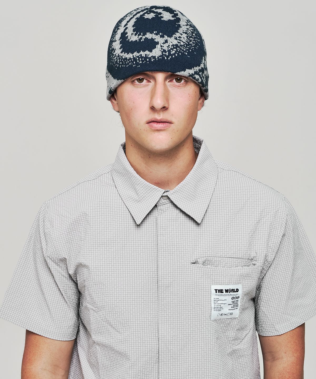 더왈드(THEWARLD) AAS EXP SHORT BEANIE GRAY