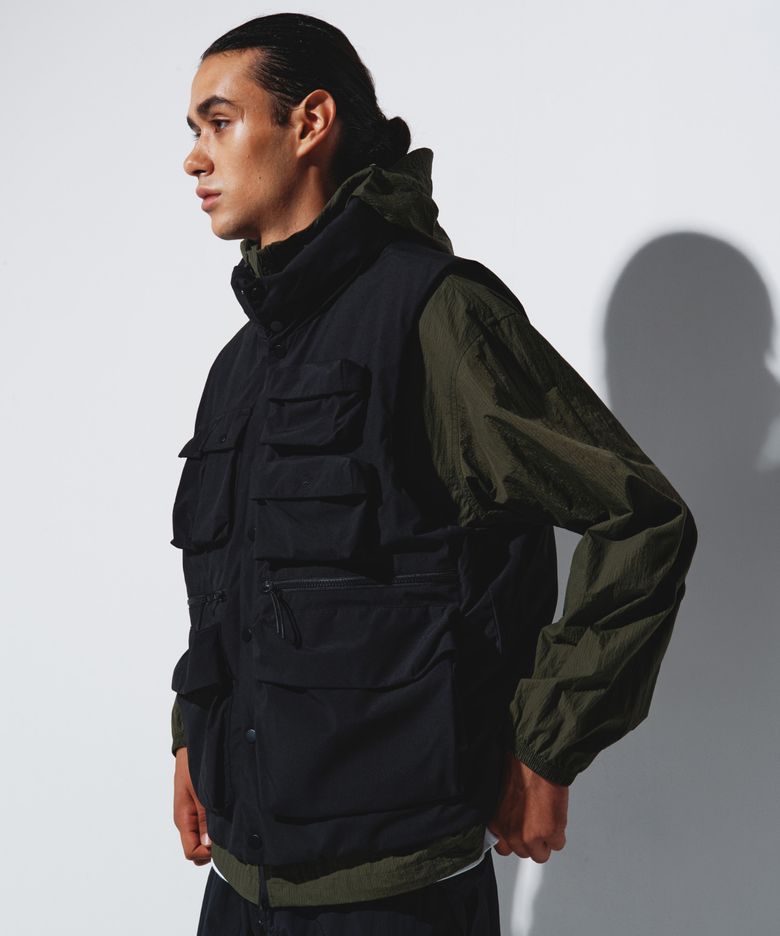 KP LOGO UTILITY DUCK DOWN PADDED VEST- BLACK