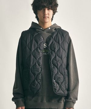 경량 퀼팅 패딩 베스트 (블랙)