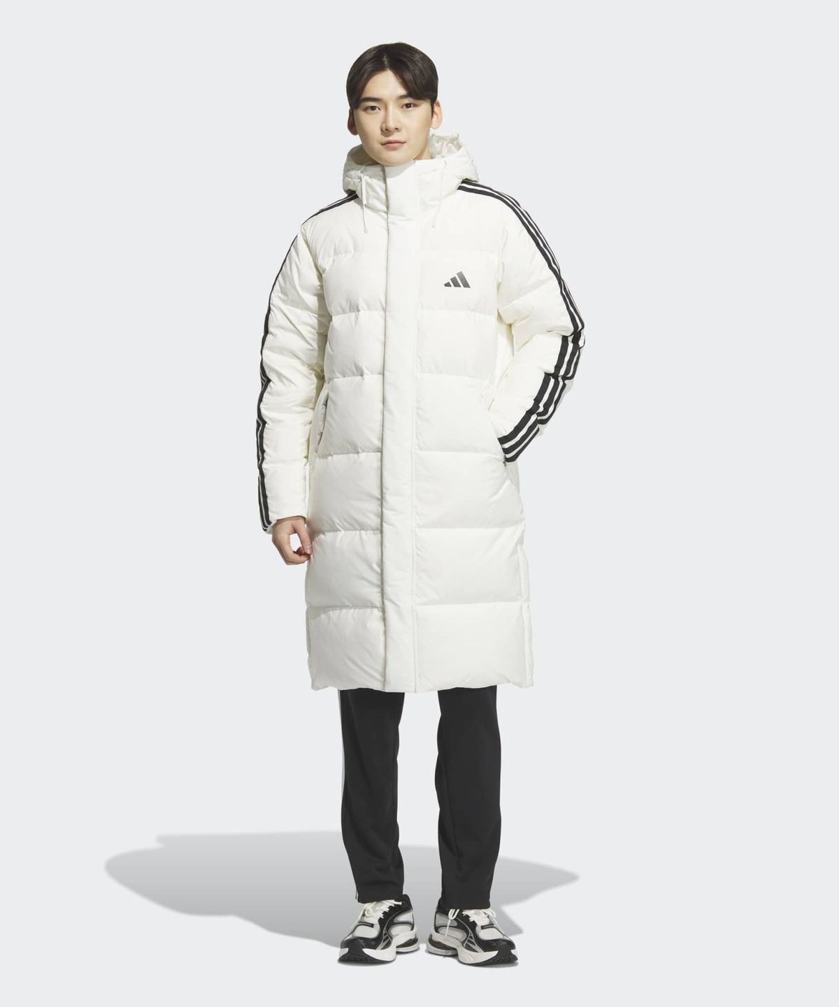 아디다스(ADIDAS) 3-스트라이프 레귤러 핏 롱 다운 패딩 - 화이트 / JZ8732