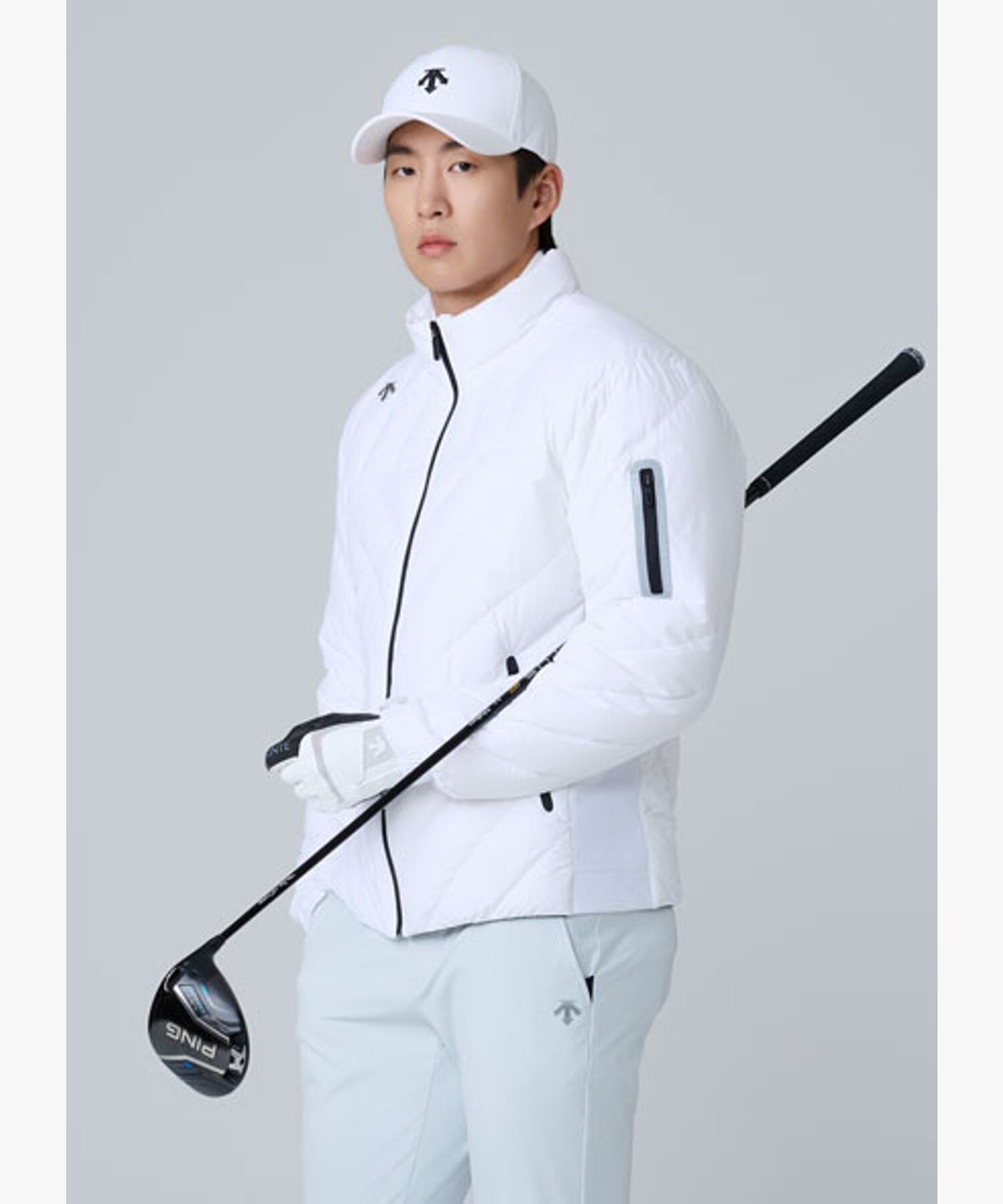 데상트 골프(DESCENTE GOLF) 남성 스윙 스피릿 다운 점퍼  DQ42MFDJO7