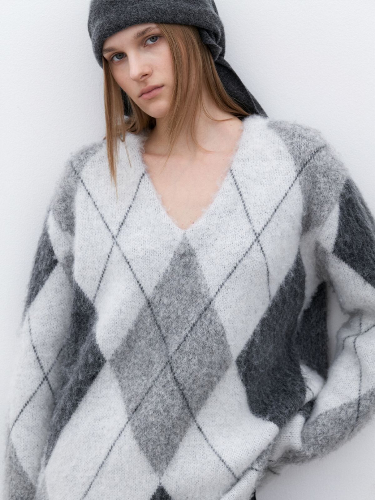 아틀리에 나인(ATELIER NAIN) (T-7149)MILA ALPACA ARGYLE KNIT