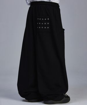 백 포켓 아일렛 스웨트 팬츠[블랙]