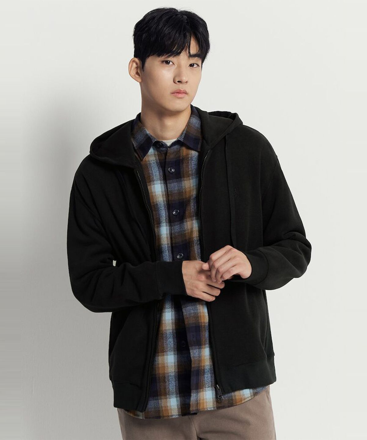 빈폴 멘(BEANPOLE MEN) 캐주얼 소프트 코튼 집업 후디 - 블랙