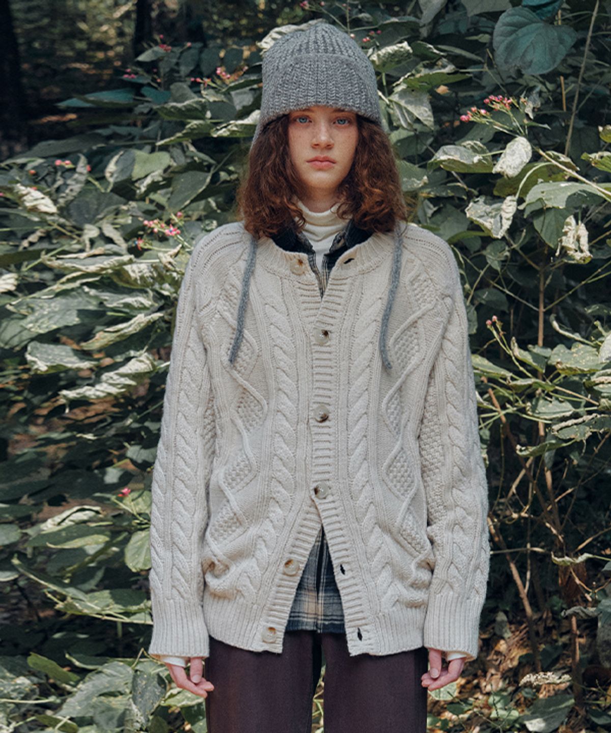 코스에그(COSEGG) Unisex Cable Knit Cardigan_EEWCA134