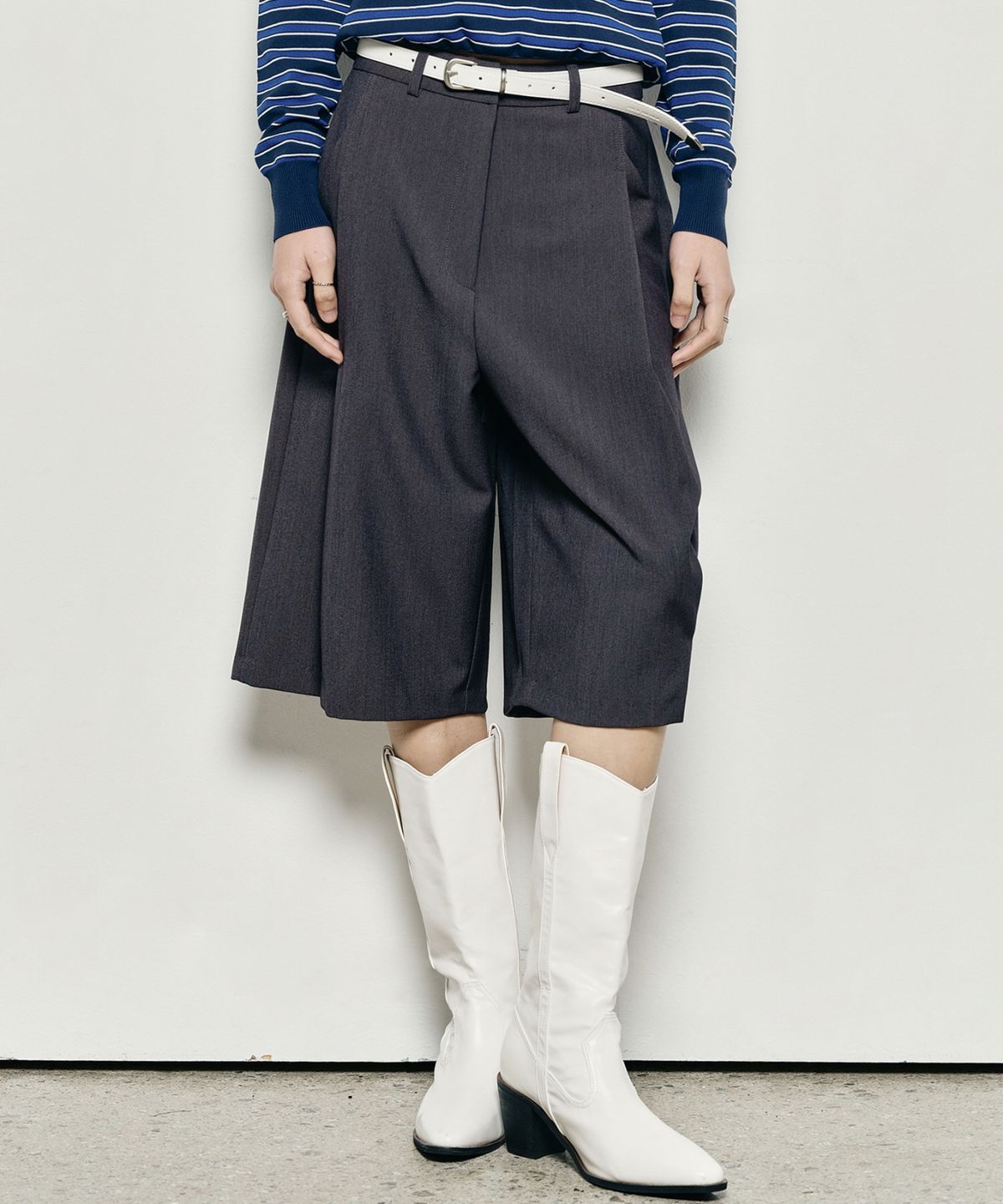 닉앤니콜(NICK&NICOLE) WIDE PINTUCK BERMUDA PANTS_CHARCOAL