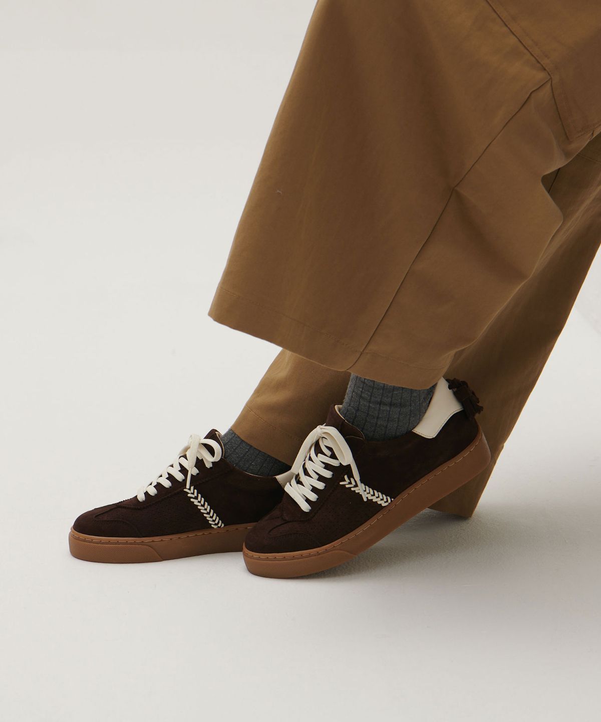 앤버터럼(ANDBUTTERUM) Ember_Sneakers_Deep Borwn(BF5AMK55DB)