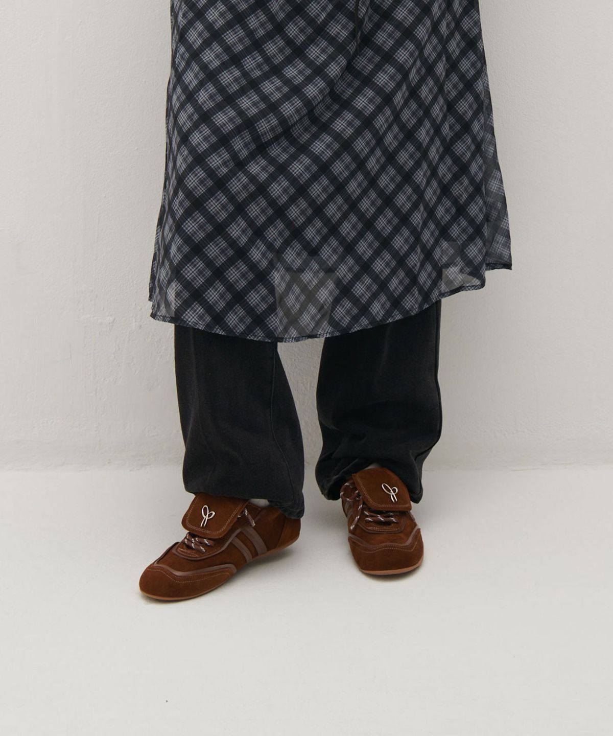 앤버터럼(ANDBUTTERUM) Cider_Sneakers_Brown(BF5CMK19BR)