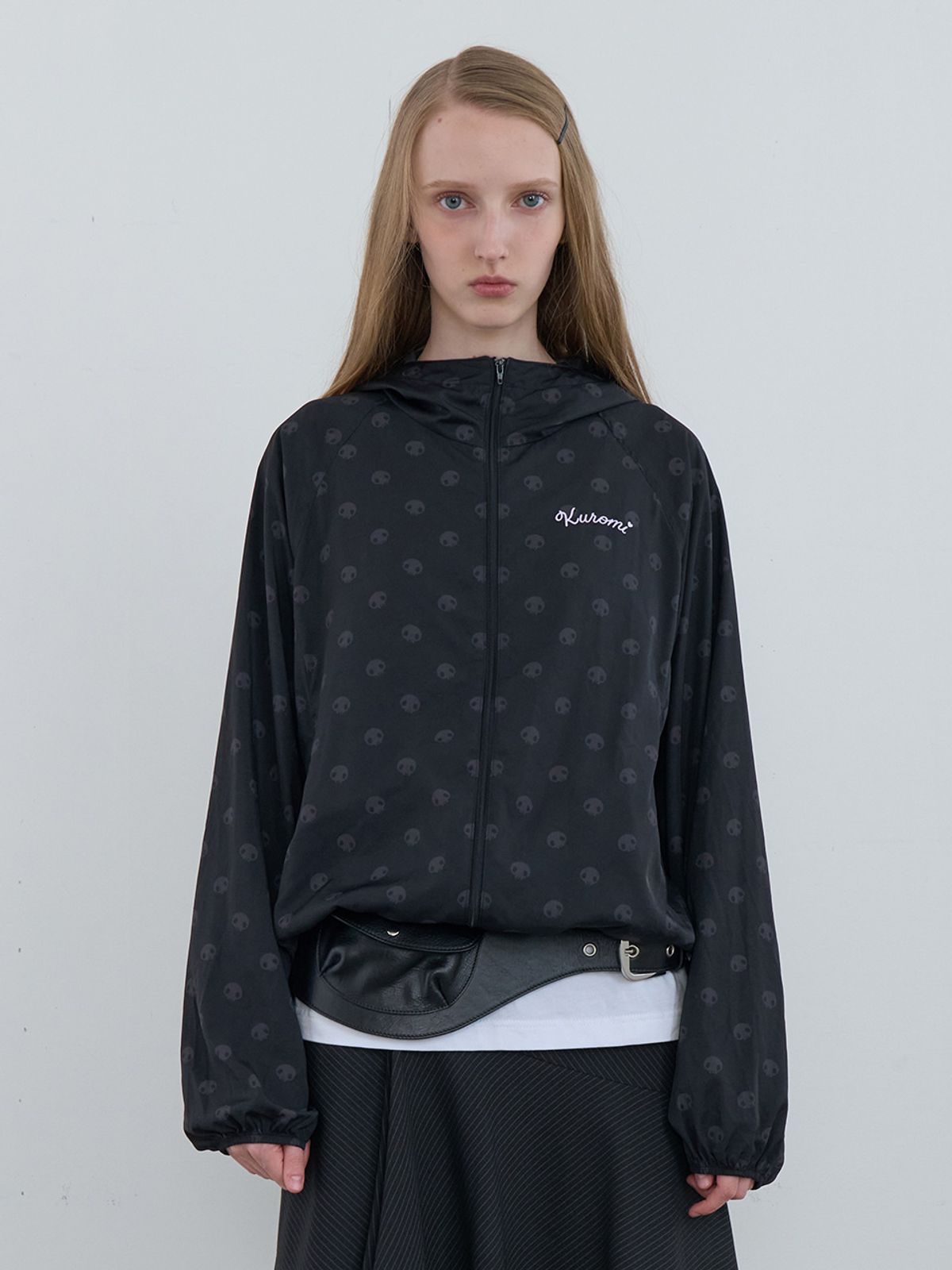 기준(KIJUN) Kuromi Shadow Windbreaker Black