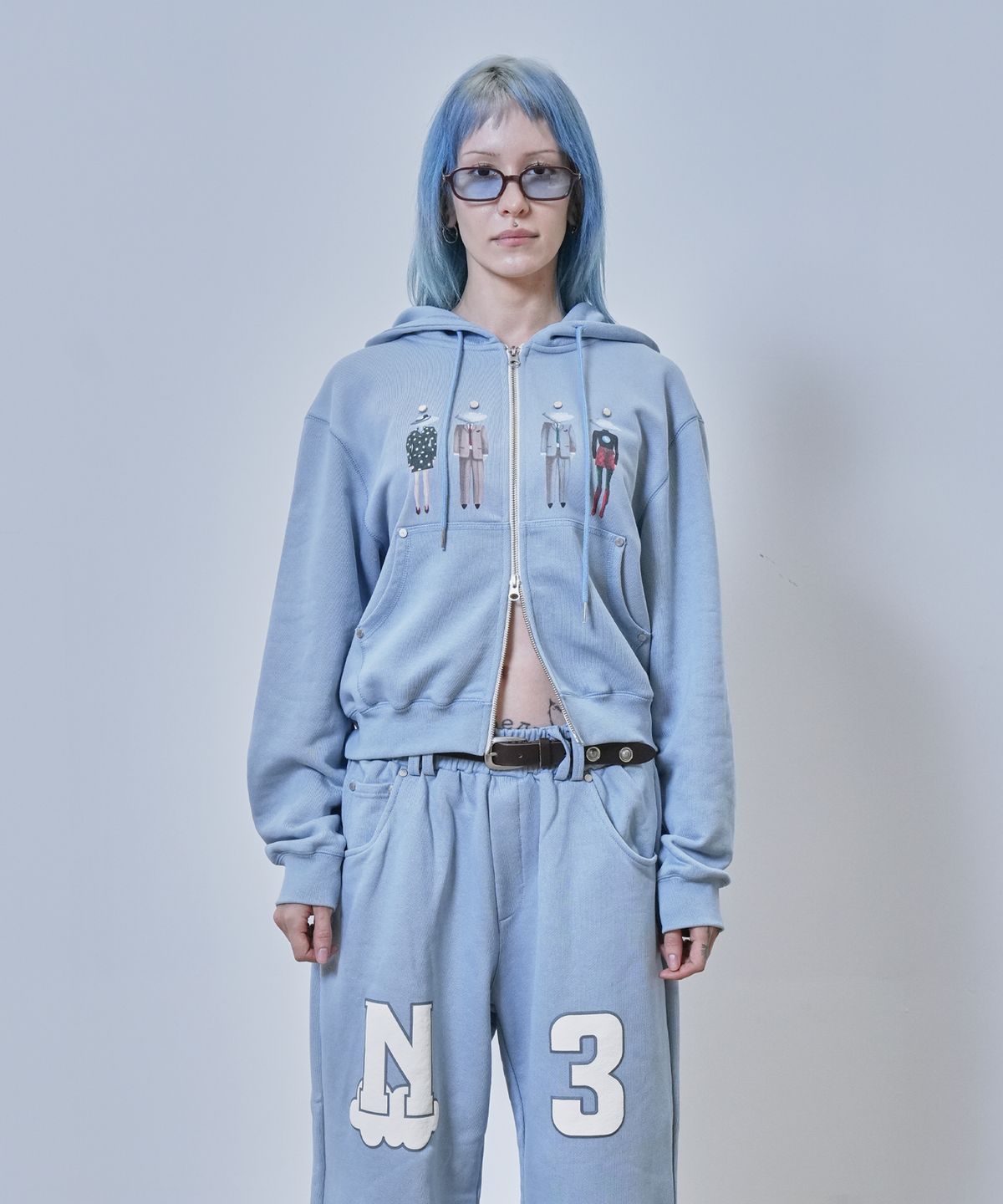 뉴제(NEWGE) Cloud People Hoodie (SKY BLUE)