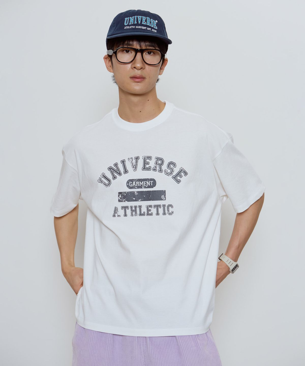 유니버스 가먼트(UNIVERSE GARMENT) UG 크랙 프린트 티셔츠_WHITE