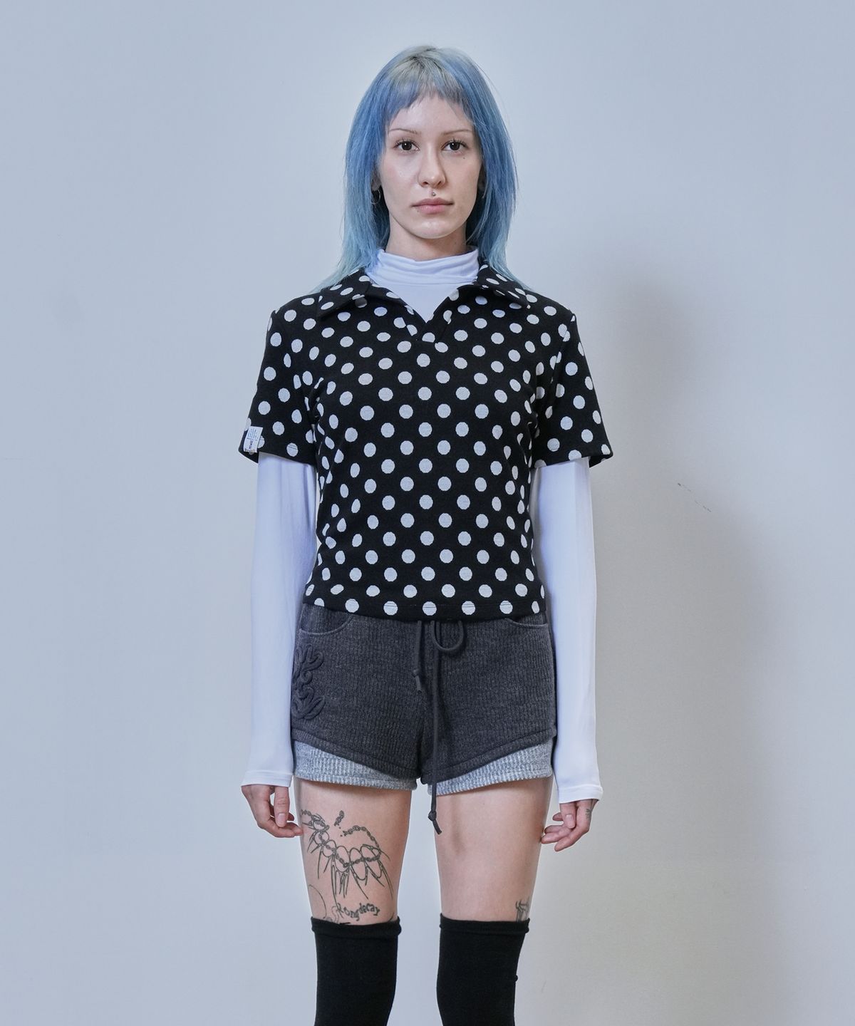 뉴제(NEWGE) Polka Dot PK T-Shirts (BLACK)