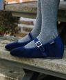 5641696