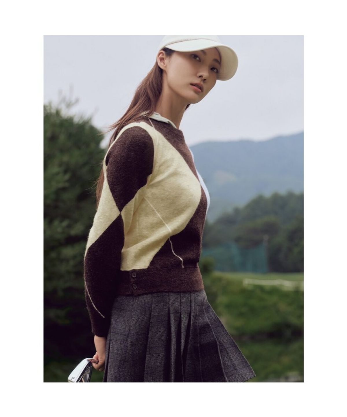 빈폴골프(BEANPOLE GOLF) 여성 아가일 라운드넥 풀오버  옐로이시 브라운