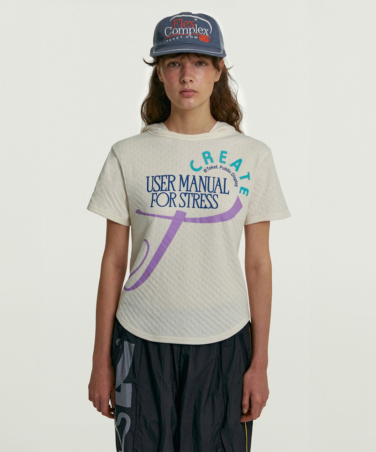 테켓(TEKET) User Manual Hooded Tee Cream