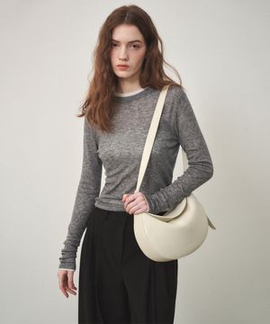 오르빗 하프문 숄더 아이보리