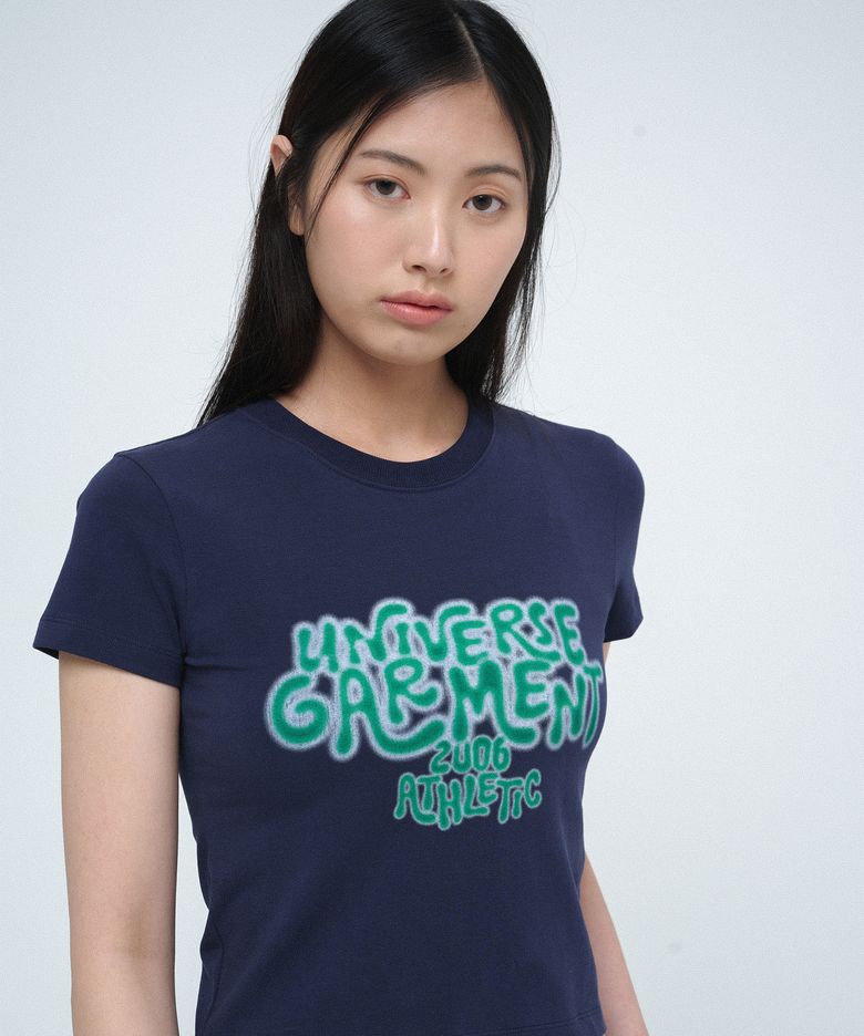 UG 네온 블러 슬림 크롭 우먼티셔츠_Navy