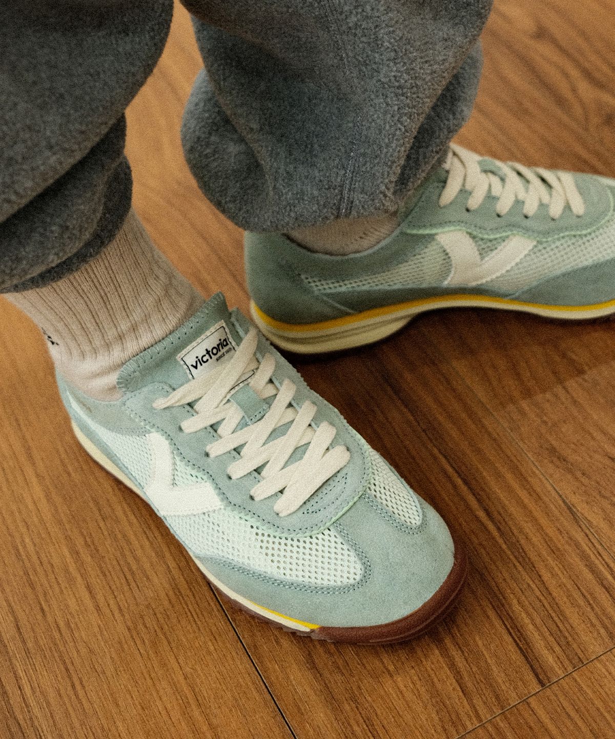 빅토리아 슈즈(VICTORIA SHOES) 메시 스니커즈 (1158105-JADE)