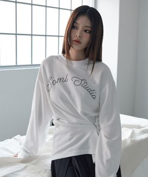 레터링 핫픽스 스웻셔츠 화이트