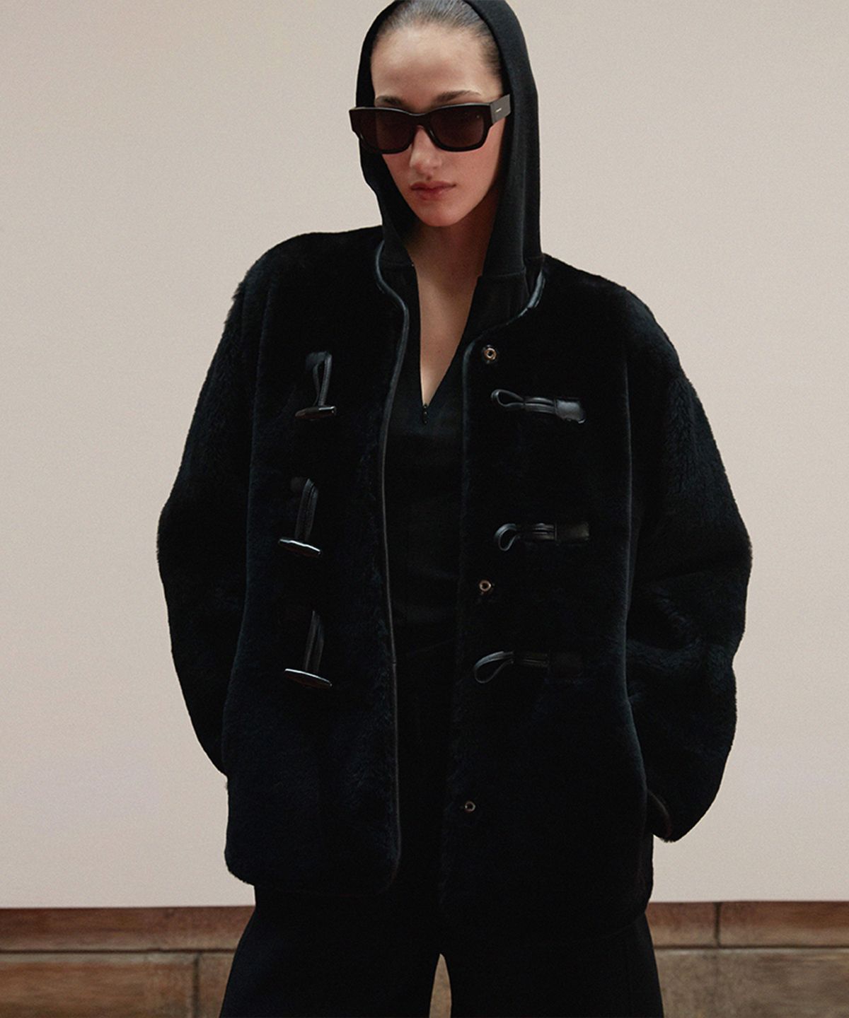 베르데마르(VERDEMAR) Reversible Toggle Shearling Coat_Black
