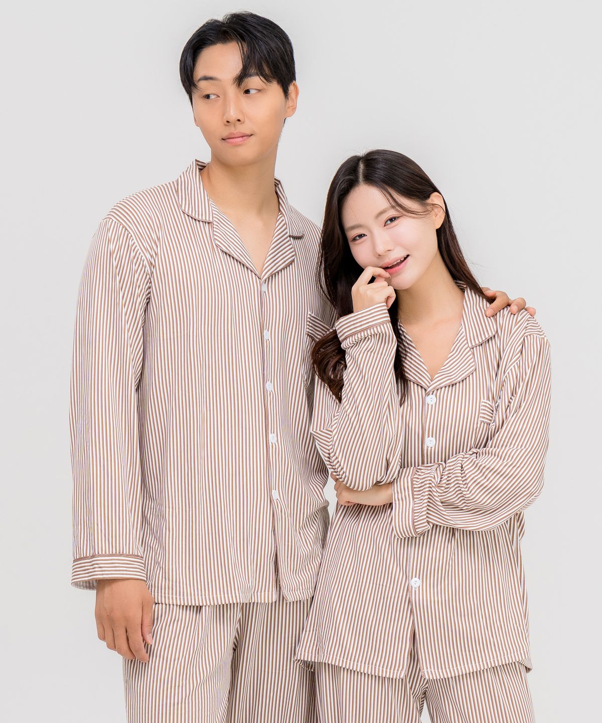 에이원(AONE) [2PACK] 커플 클래식 피치기모 카라 긴팔 잠옷 세트